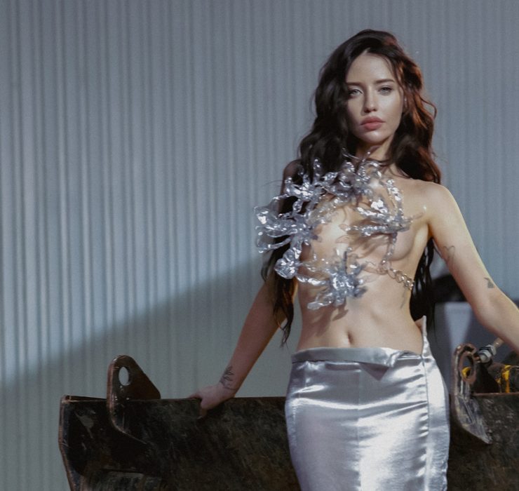 DOROFEEVA випустила кліп на свій перший англомовний трек