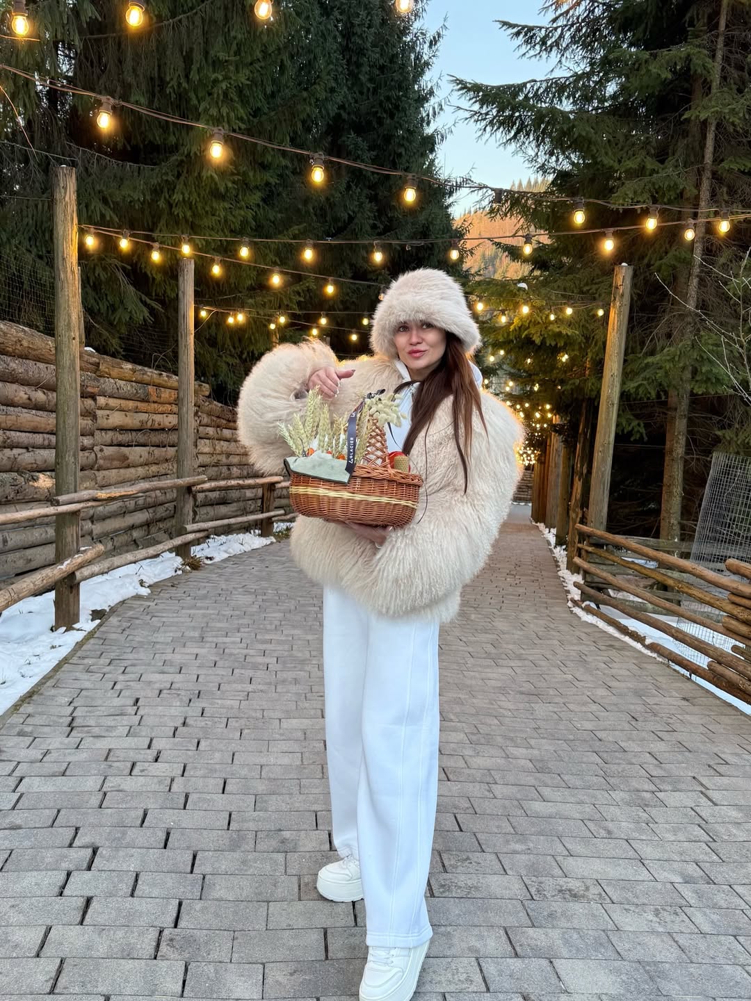 Великодні кошики Каті Осадчої, Даші Квіткової та інших відомих українців