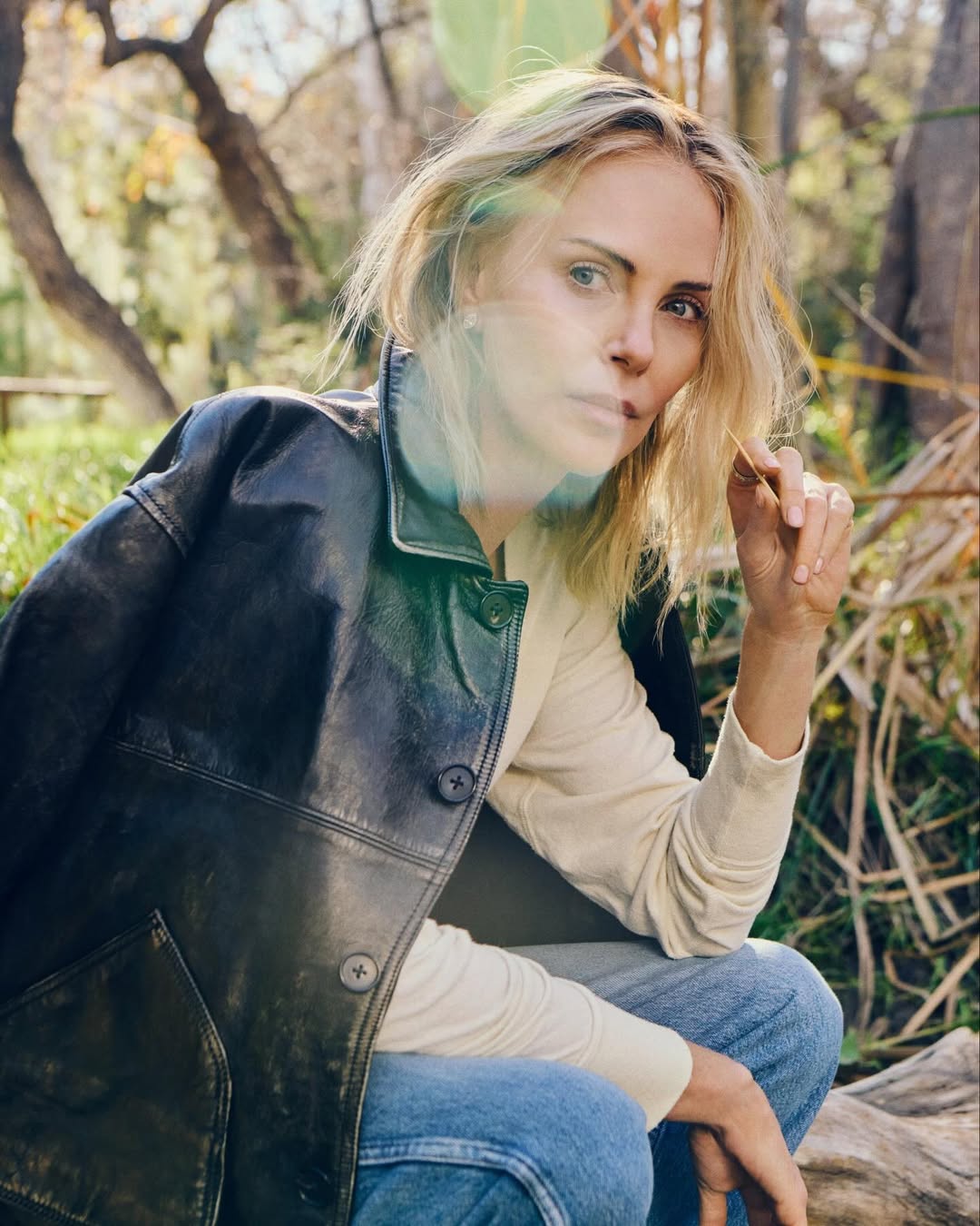 &laquo;Мама его застрелила&raquo;: Шарлиз Терон впервые рассказала о семейной трагедии