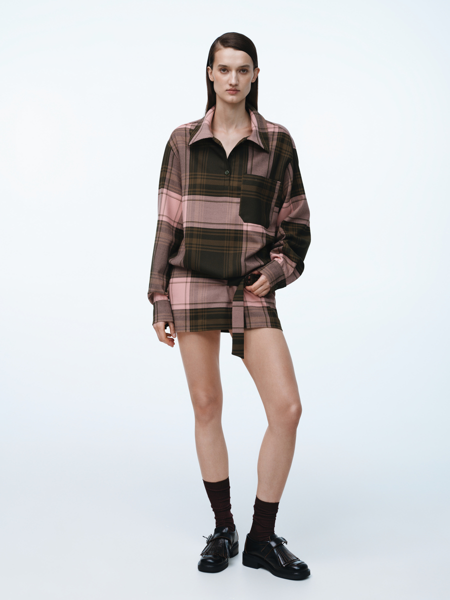 Дослідження сучасної жіночності у весняній колекції AMBITNA