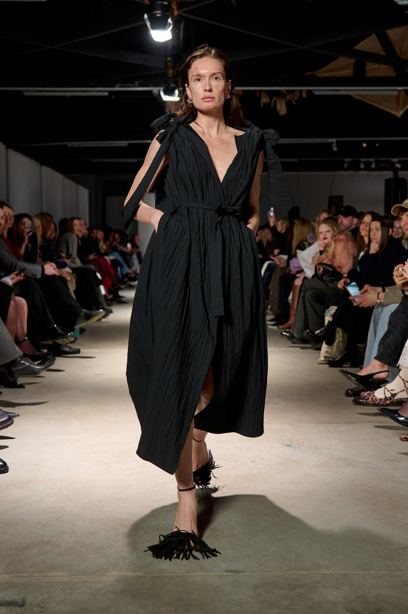 Між силою і вразливістю: як BOBKOVA переосмислює жіночність у колекції SS’2026