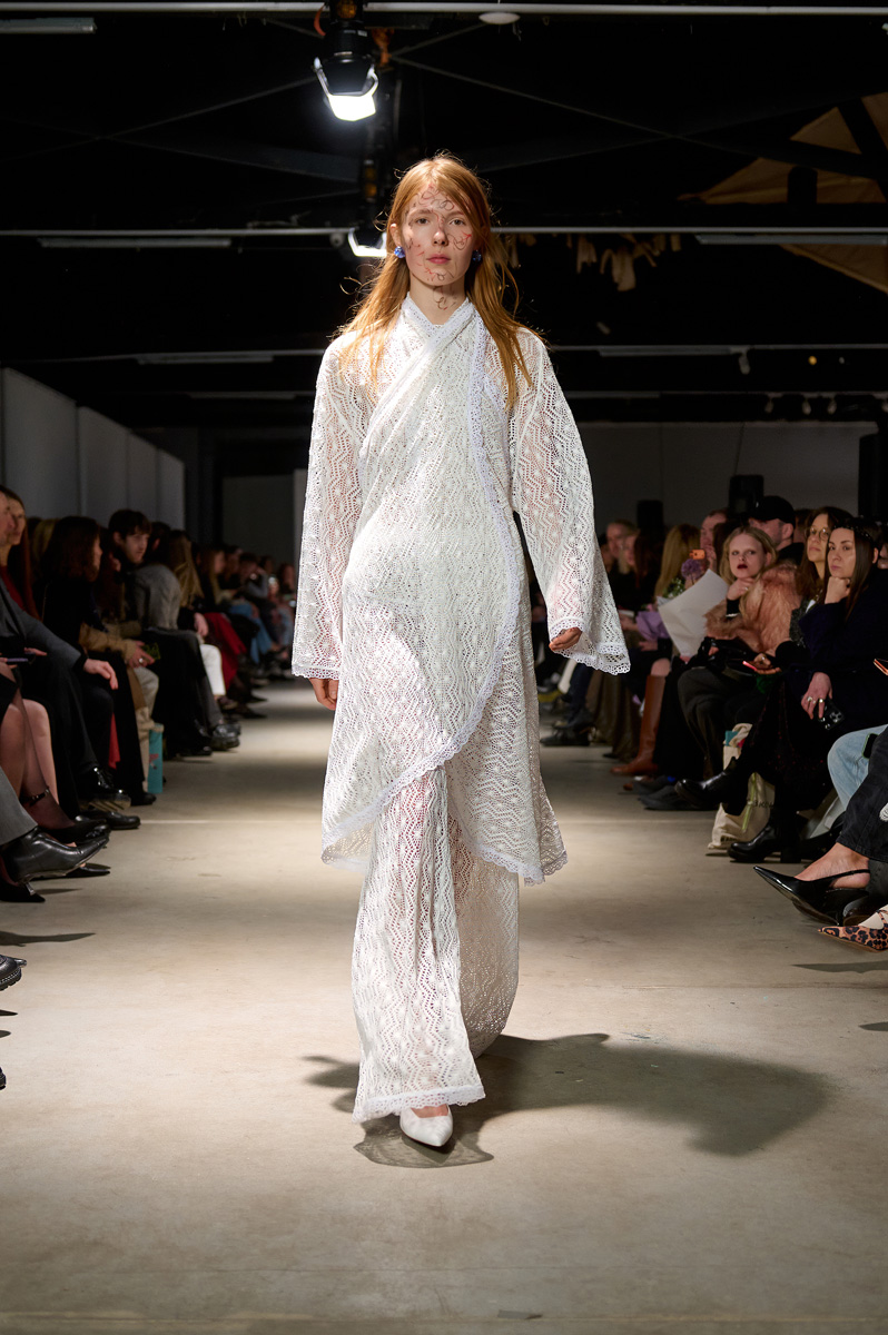 Між силою і вразливістю: як BOBKOVA переосмислює жіночність у колекції SS’2026