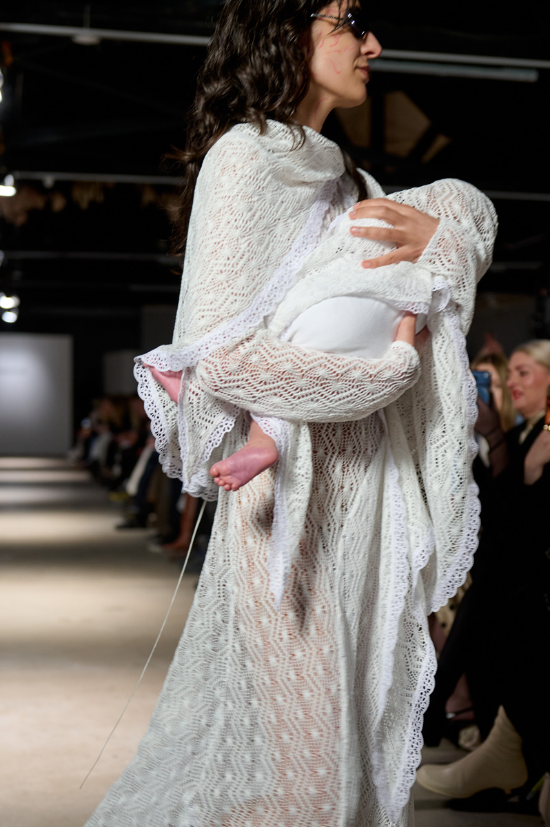 Між силою і вразливістю: як BOBKOVA переосмислює жіночність у колекції SS’2026