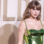 Носії: Гвен Стефані з’явилася у сукні Bevza на сторінках LVR Magazine