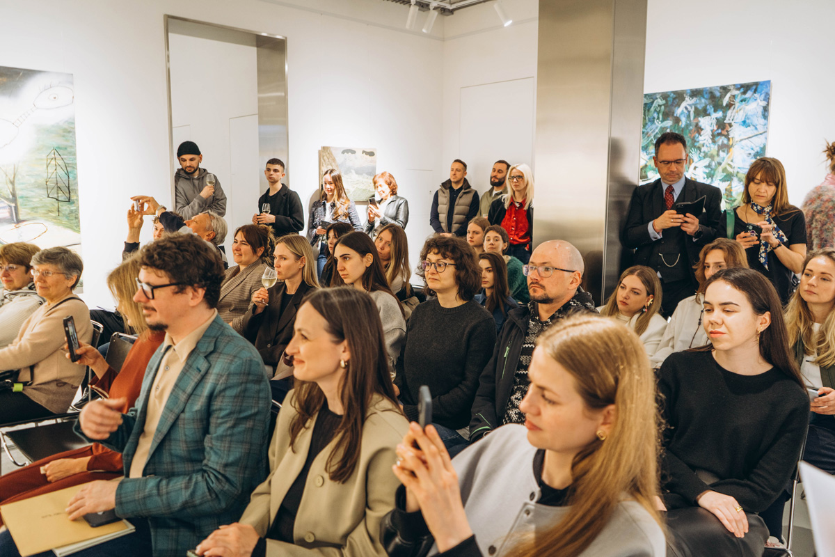 Інклюзивність у дії: головні ідеї public talk у межах виставки &laquo;Женя, Лєра, Іра&raquo;