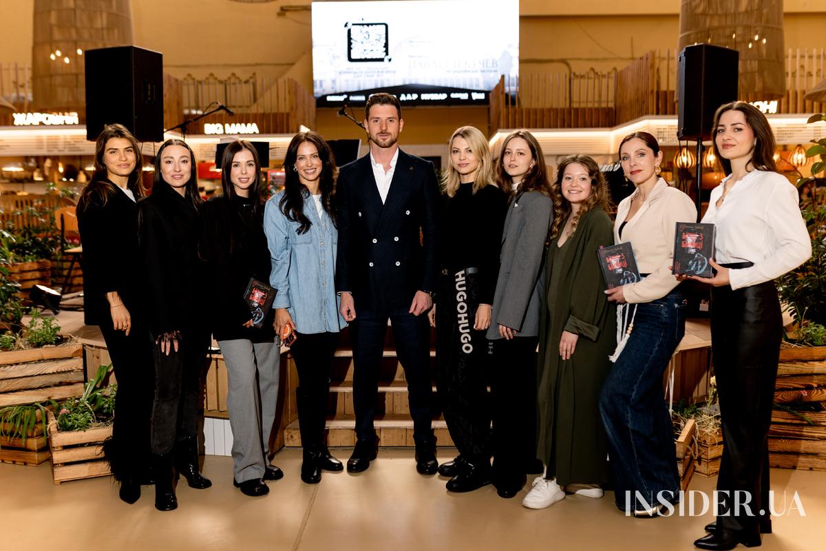 &laquo;Вірші з бійниці&raquo;: як минув вечір пам&rsquo;яті військового та поета Максима Кривцова