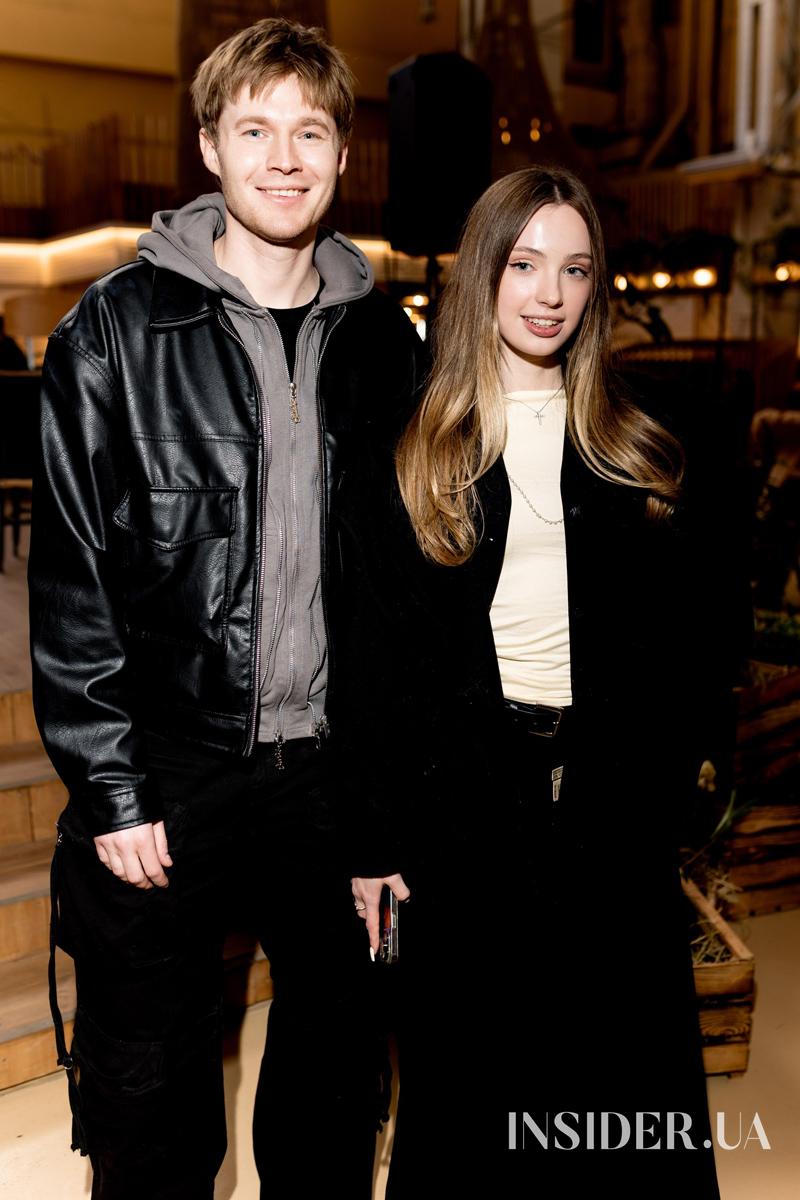 &laquo;Вірші з бійниці&raquo;: як минув вечір пам&rsquo;яті військового та поета Максима Кривцова