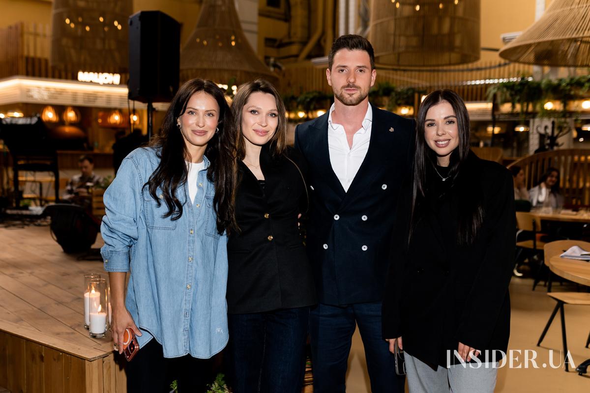 «Вірші з бійниці»: як минув вечір пам’яті військового та поета Максима Кривцова