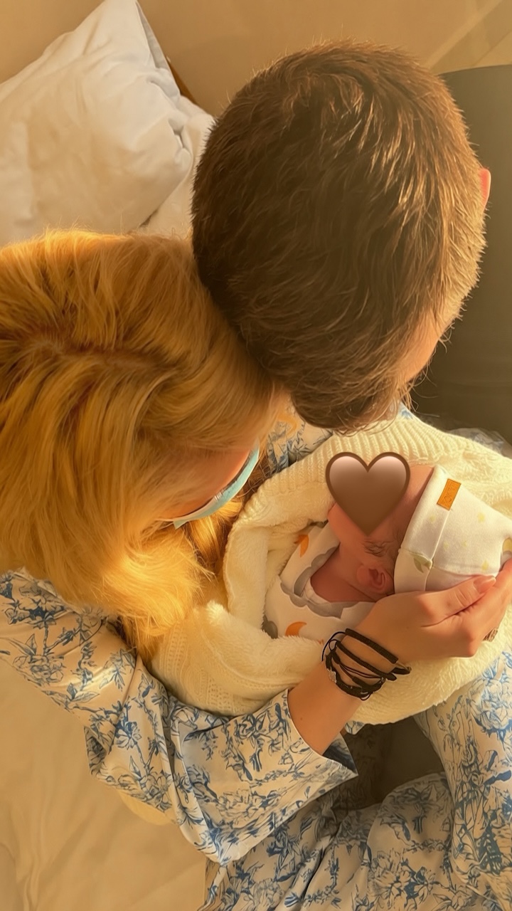 Алина Гросу впервые стала мамой