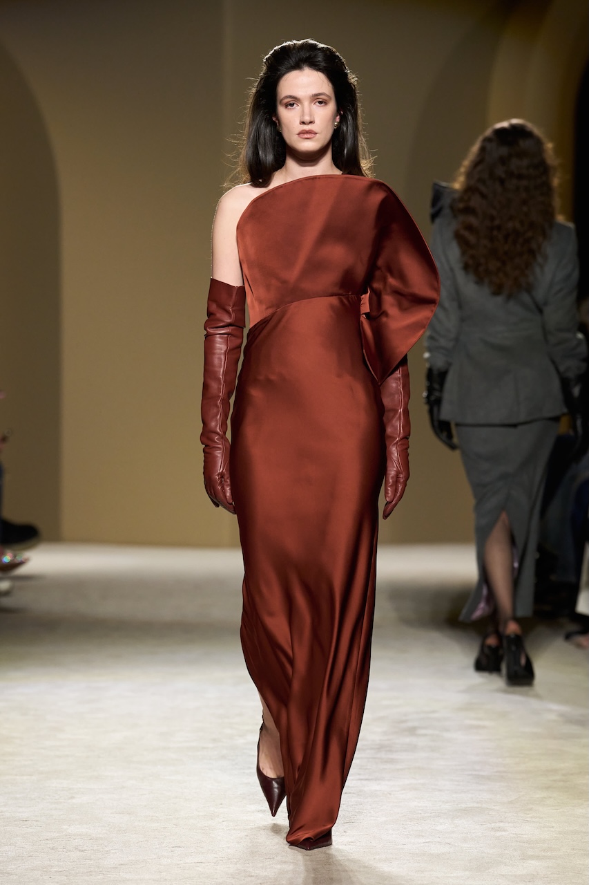 J&rsquo;amemme дебютував на Mercedes-Benz Fashion Week у Бухаресті