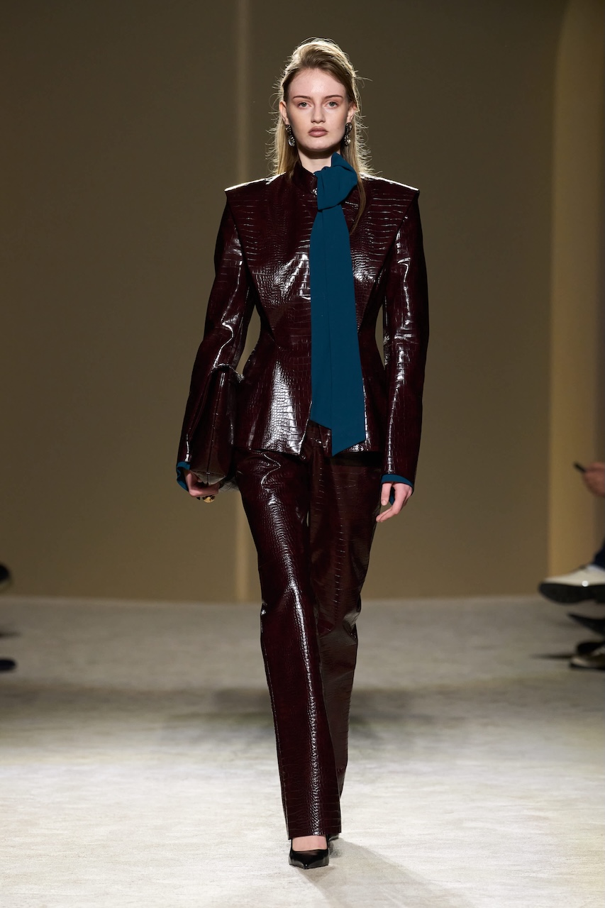 J&rsquo;amemme дебютував на Mercedes-Benz Fashion Week у Бухаресті