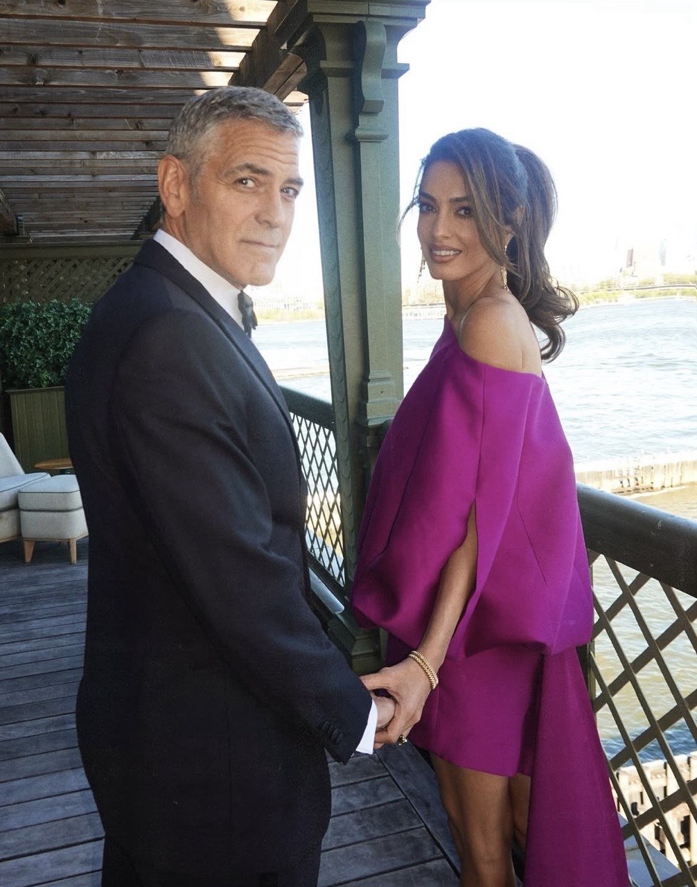 Джордж Клуни с супругой на вручении премии имени Чарли Чаплина