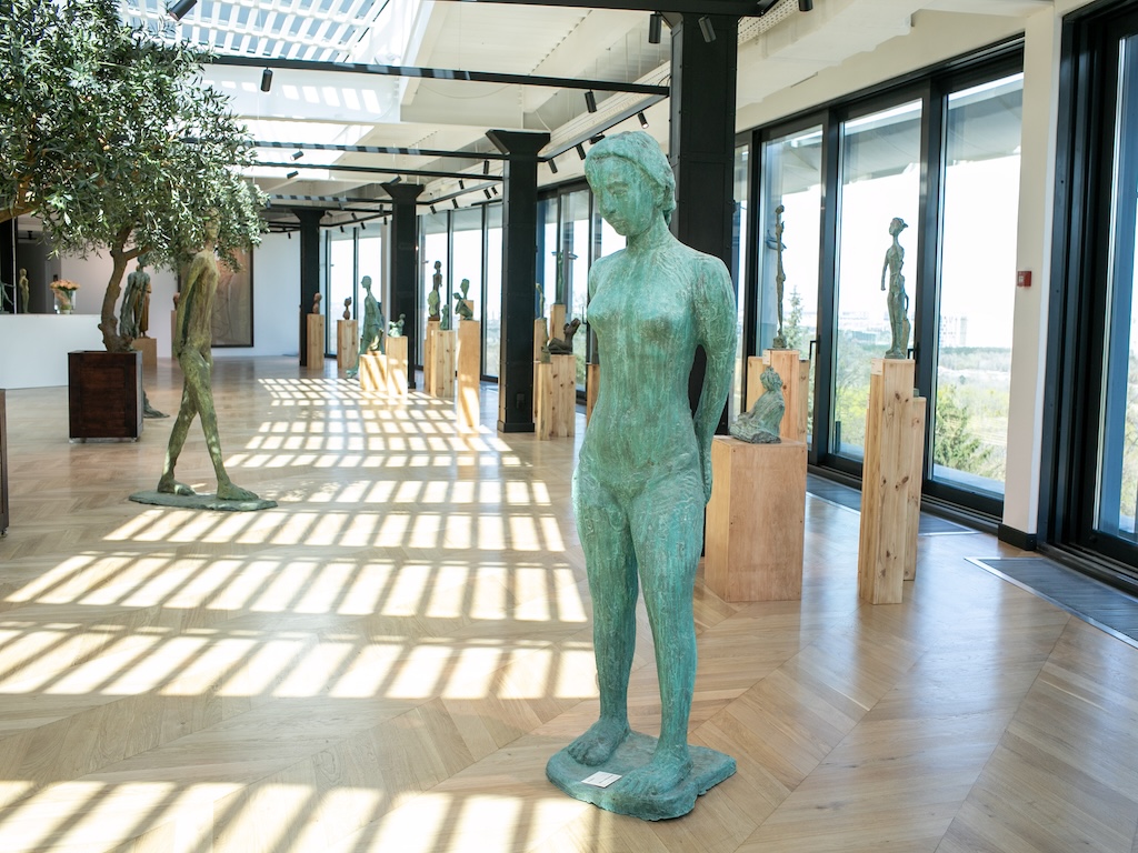 &laquo;Мій Едем&raquo;: у Києві відкрилася виставка Олександра Сухоліта