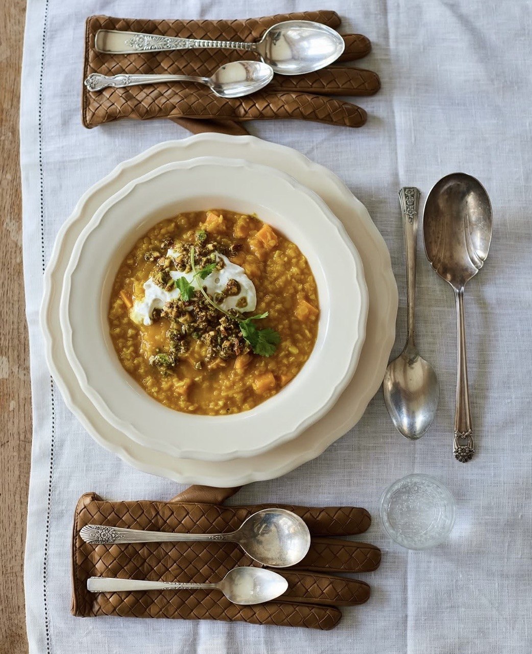 Tradwife-блогерка Нара Сміт анонсувала свою першу кулінарну книжку