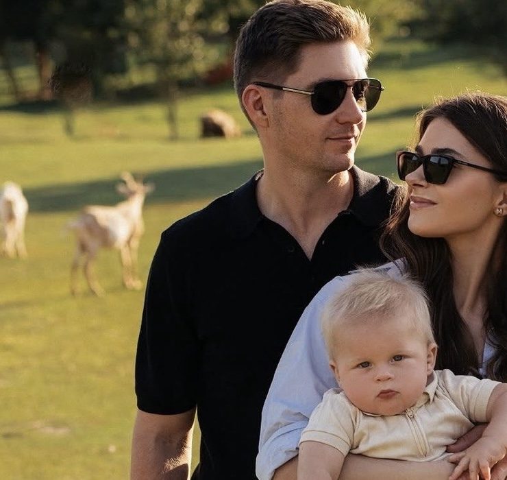 &laquo;Це важкий крок&raquo;: Володимир Остапчук з родиною переїжджає до Канади