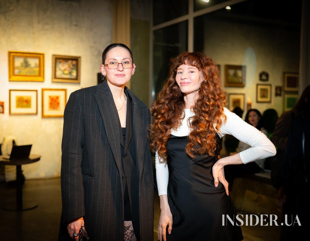 Юність, музика і ностальгія: презентація «Колекції гостросюжетних предметів»