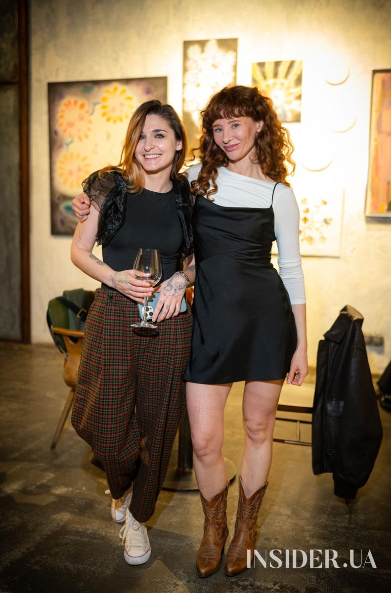 Юність, музика і ностальгія: презентація «Колекції гостросюжетних предметів»