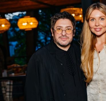 Як пройшов благодійний вечір поезії за участі Суханова, Коршик та інших зірок