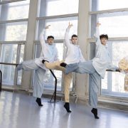 День вышиванки в ленте Jamala, Леси Никитюк, Кати Осадчей и других звезд