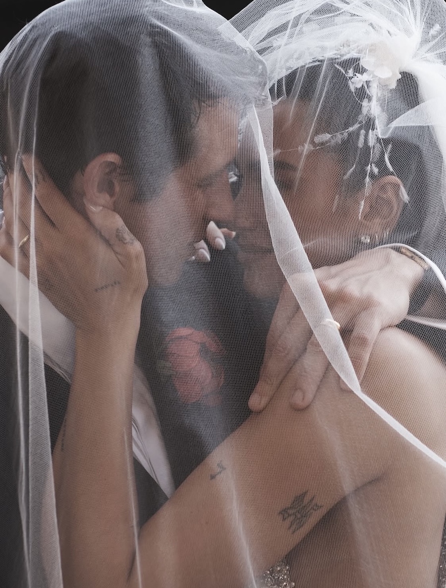 Mr&Mrs: Дуа Ліпа поділилася новими весільними світлинами