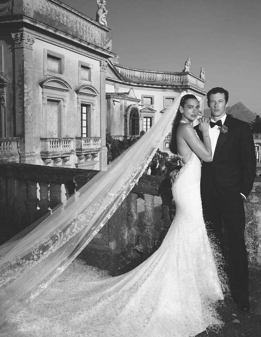 Mr&Mrs: Дуа Ліпа поділилася новими весільними світлинами