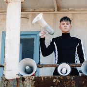MORANDI дебютував у ЦУМі: розглядаємо лляну сезонну колекцію