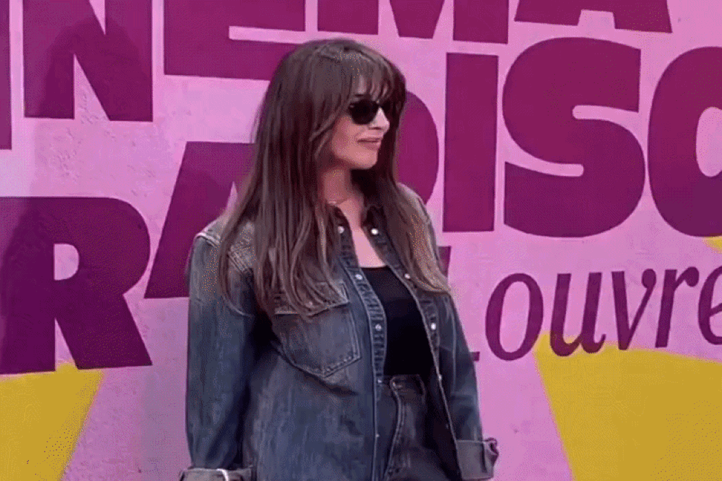 В джинсовом total look: Моника Беллуччи появилась на кинофестивале в Париже