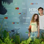 Платиновий блонд і сукня Versace: Бейонсе на прем’єрі фільму Renaissance