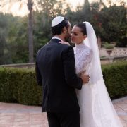 Met Gala 2027 почтит Джона Гальяно: Метрополитен-музей анонсировал новую выставку