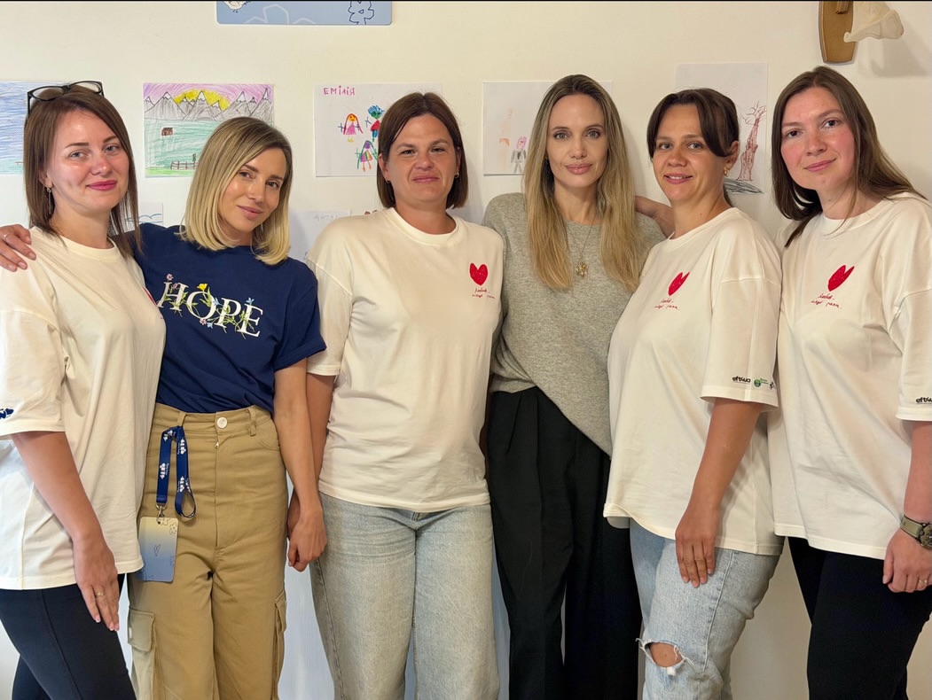 Анджеліна Джолі поділилася враженнями від поїздки в Україну