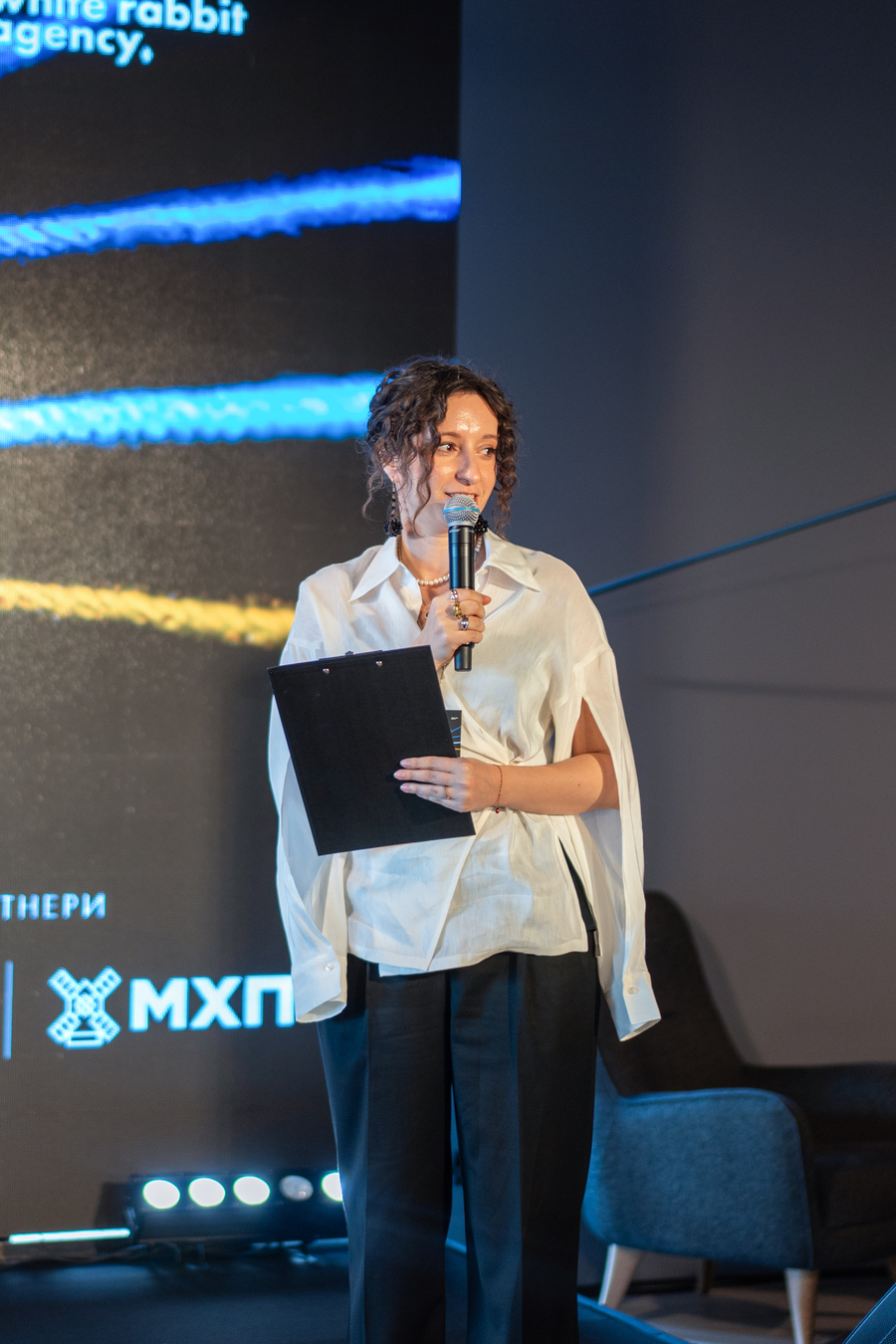 Нові правила fashion-бізнесу: як минула конференція Ukrainian Fashion Week x white rabbit agency
