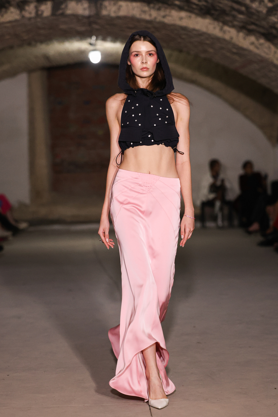 UFW SS’27: Darja Donezz переосмысливает сказку языком современной моды