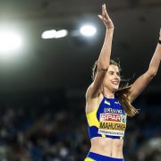 GEPUR запустив онлайн-примірку одягу на основі ШІ