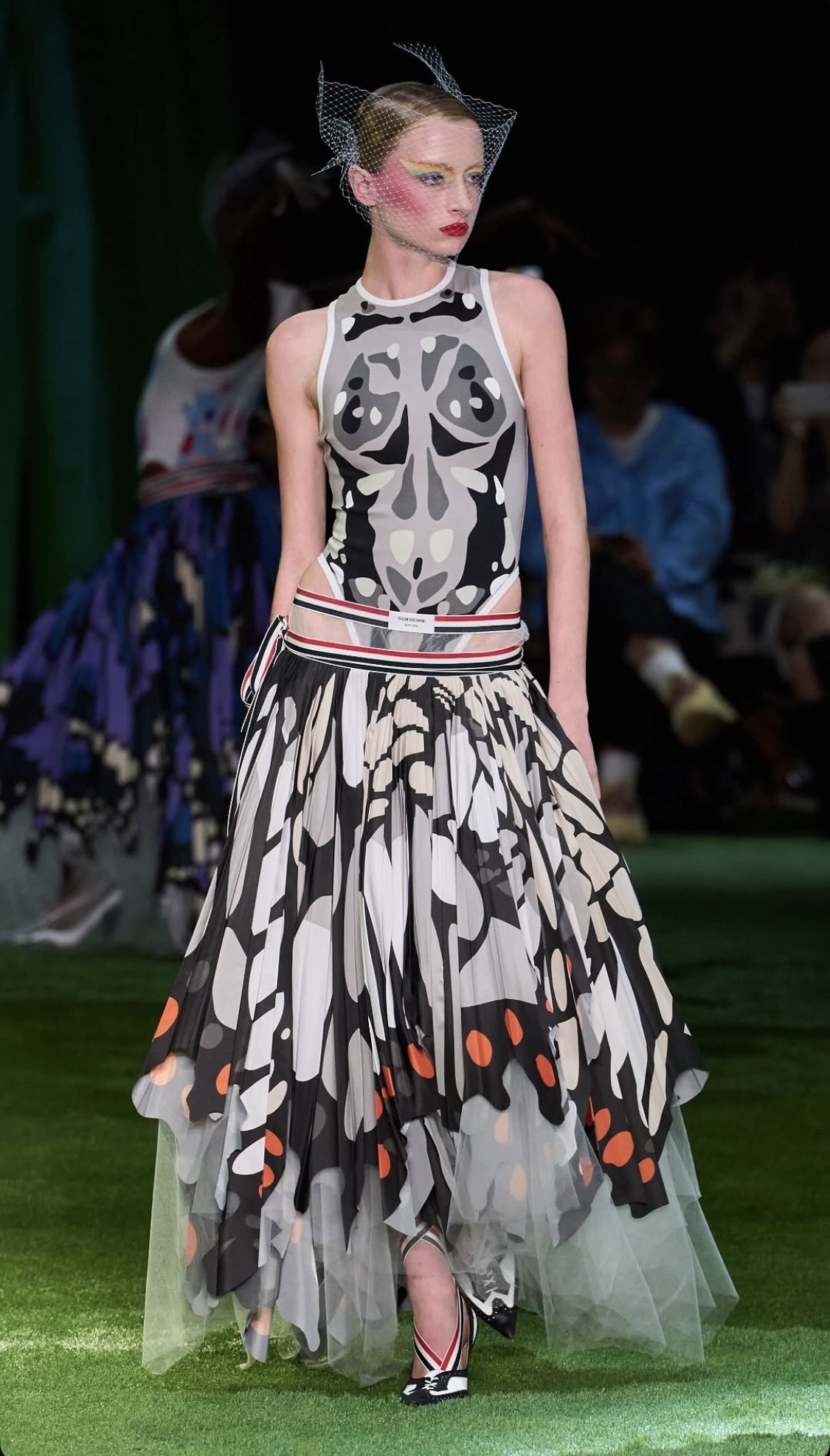 NYFW SS’27: Том Браун превратил подиум в мир насекомых