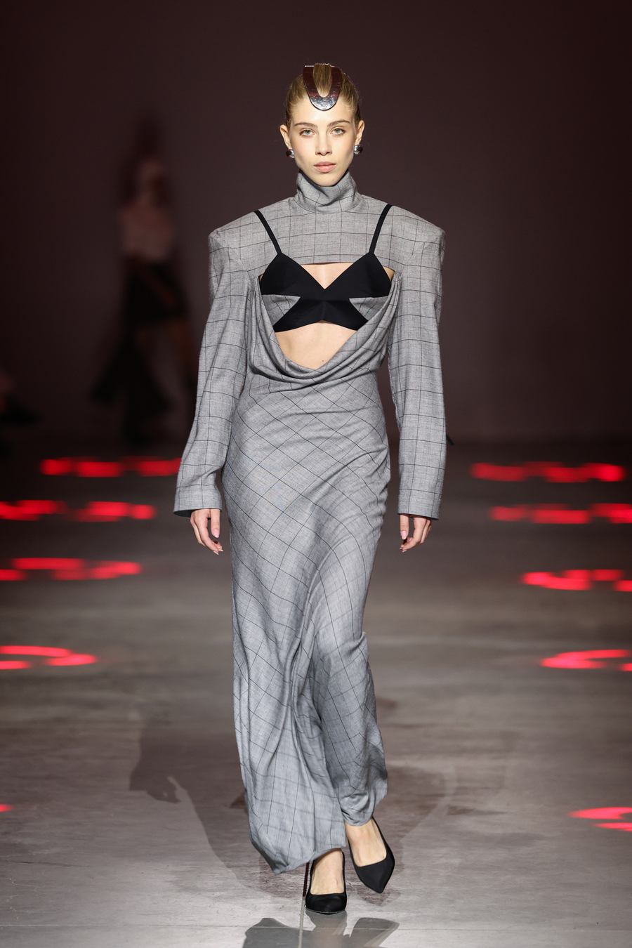 UFW SS&rsquo;27: KIR KHARTLEY x IROVA представили коллекцию на пересечении футуризма и готики