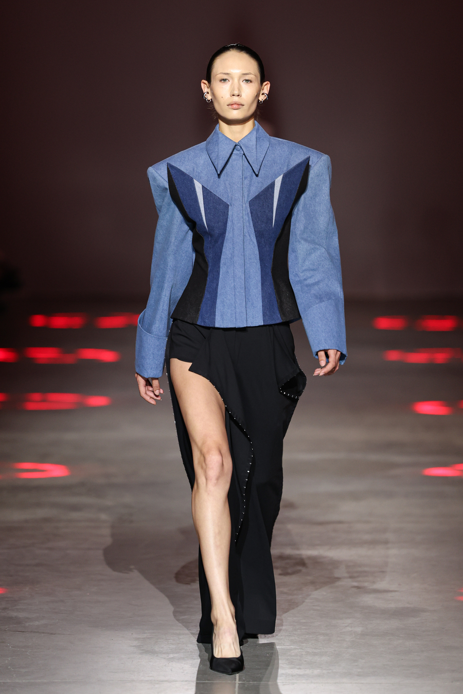 UFW SS&rsquo;27: KIR KHARTLEY x IROVA представили коллекцию на пересечении футуризма и готики