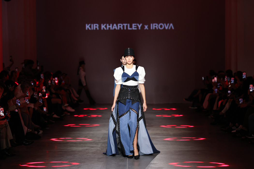 UFW SS&rsquo;27: KIR KHARTLEY x IROVA представили коллекцию на пересечении футуризма и готики