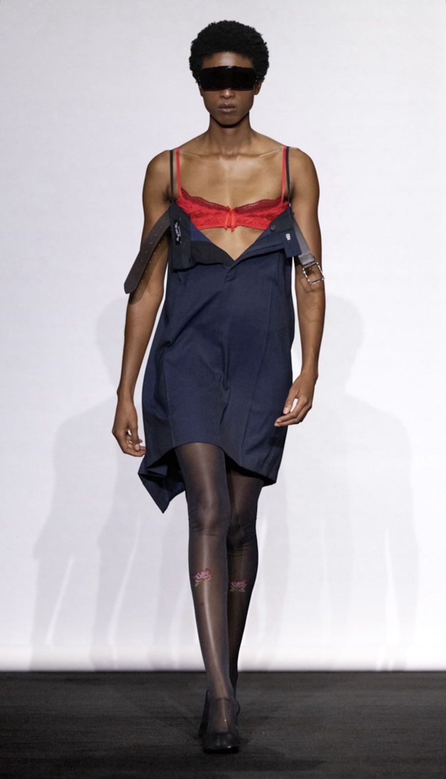 Задом наперед: MM6 Maison Margiela показав, як по-новому носити звичний одяг