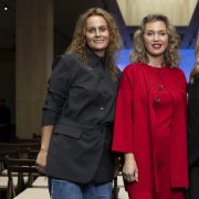 Леопард, стрази та пір&rsquo;я: Roberto Cavalli показав, що ми носитимемо наступного сезону