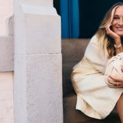 Сара Мишель Геллар показала архивные снимки с мужем