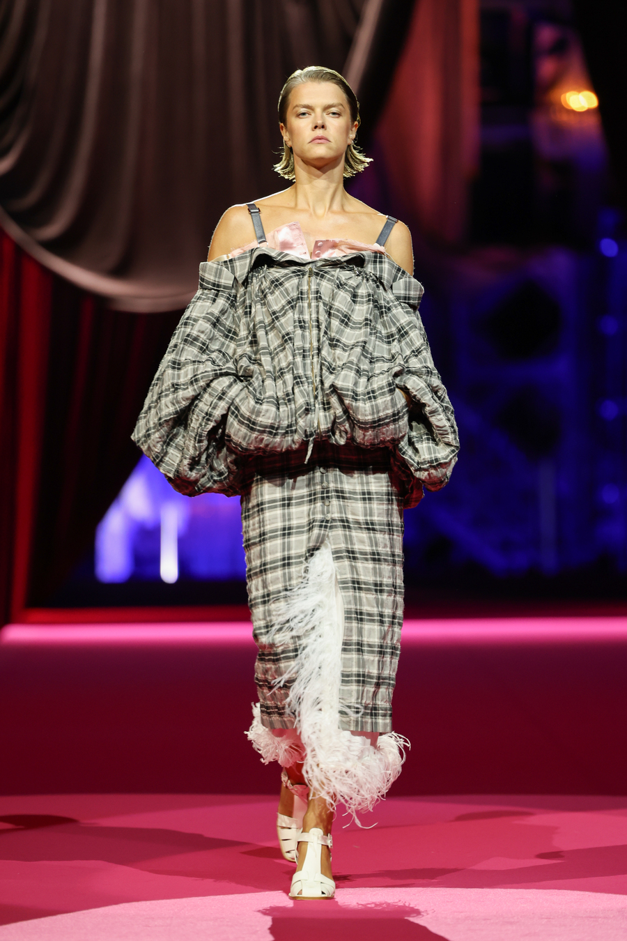 UFW 2026/27: кутюрне видовище the COAT by Katya Silchenko