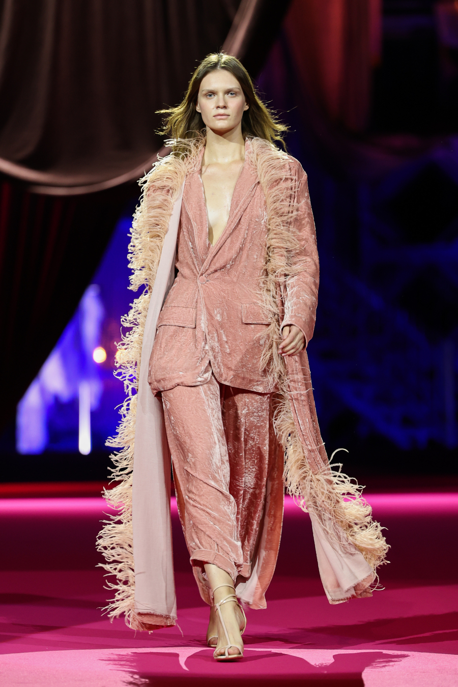 UFW 2026/27: кутюрне видовище the COAT by Katya Silchenko