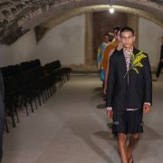 UFW SS&rsquo;27: Khrystyna Rachytska переосмысливает украинские рубашки в новой коллекции