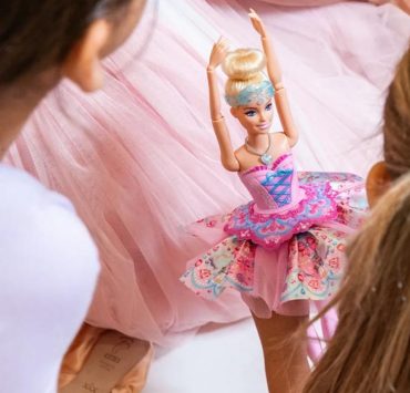 Barbie випустила ляльку-балерину до 25-річчя &laquo;Барбі та Лускунчика&raquo;