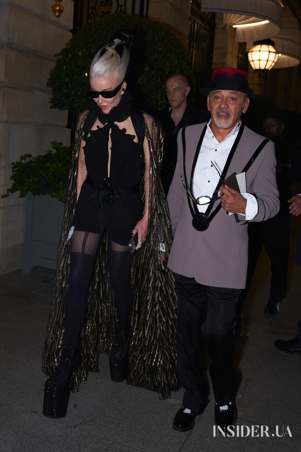 Street style PFW SS&rsquo;27: яскраві образи гостей перед показом Tom Ford