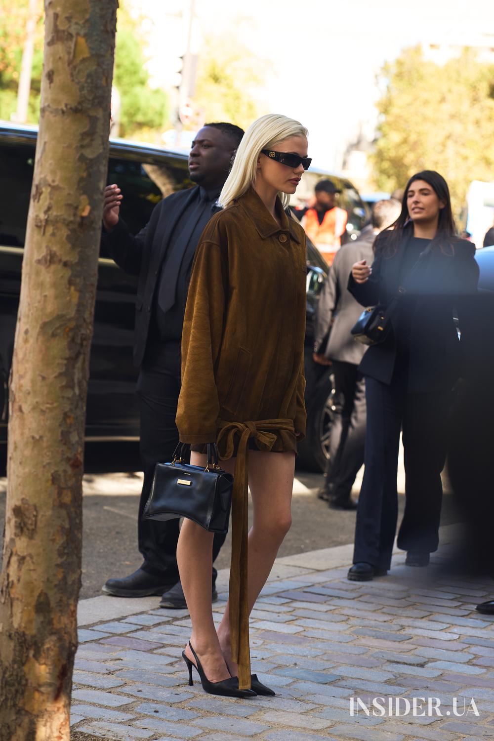 Street style PFW SS’27: найяскравіші образи гостей показів Schiaparelli та Balenciaga