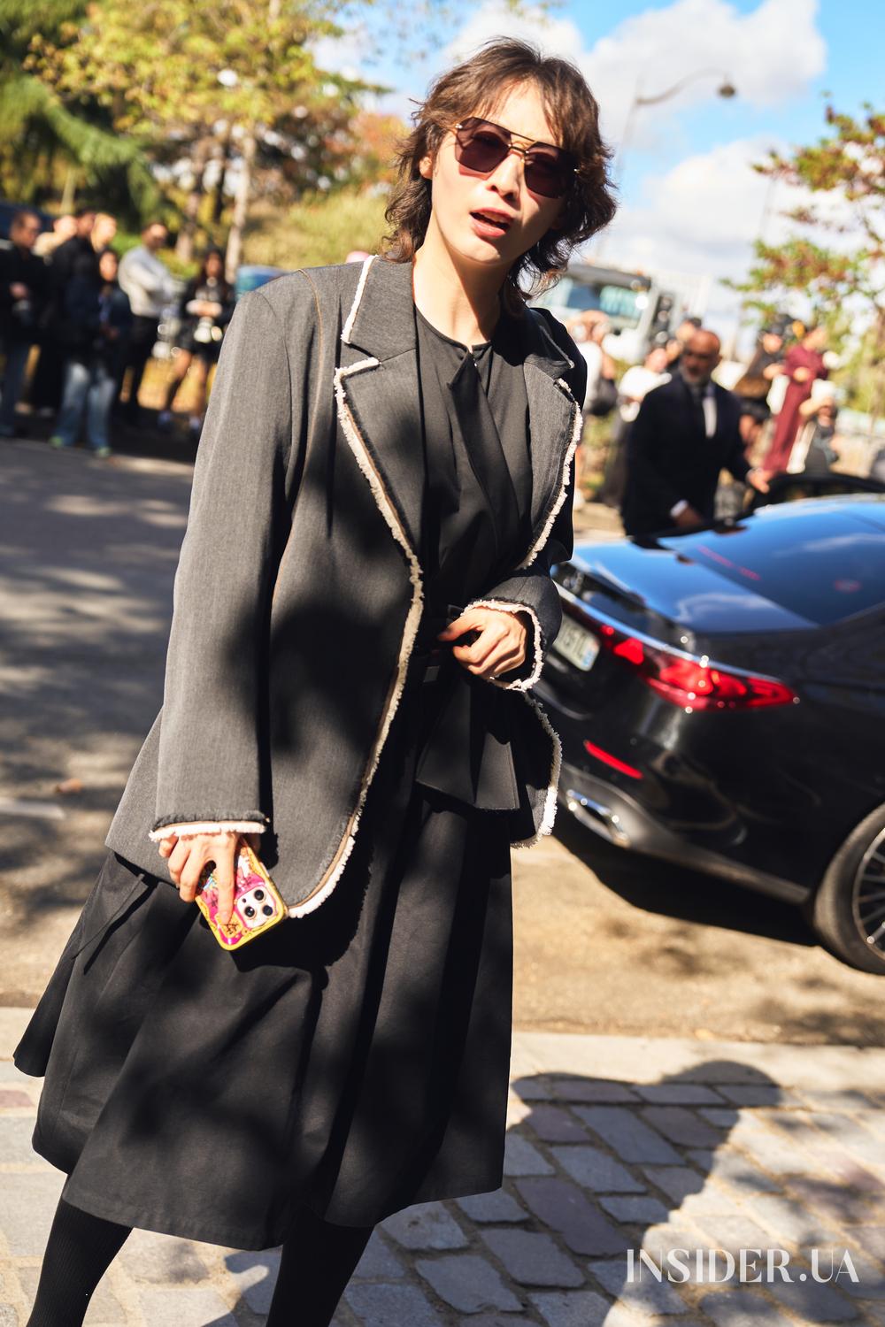 Street style PFW SS’27: найяскравіші образи гостей показів Schiaparelli та Balenciaga