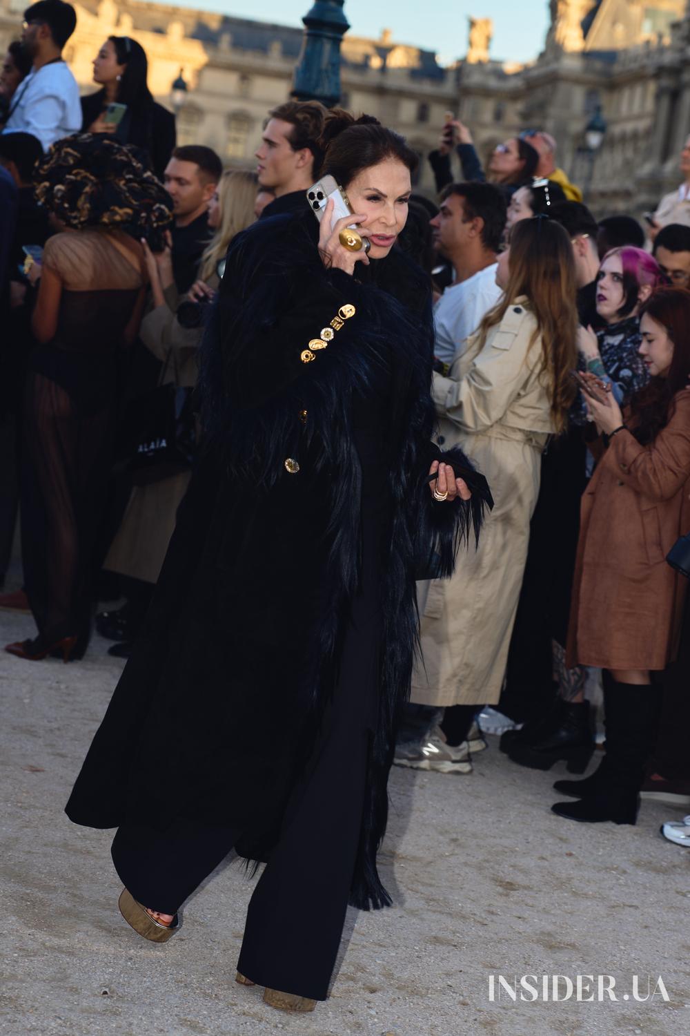 Street style PFW SS’27: найяскравіші образи гостей показів Schiaparelli та Balenciaga