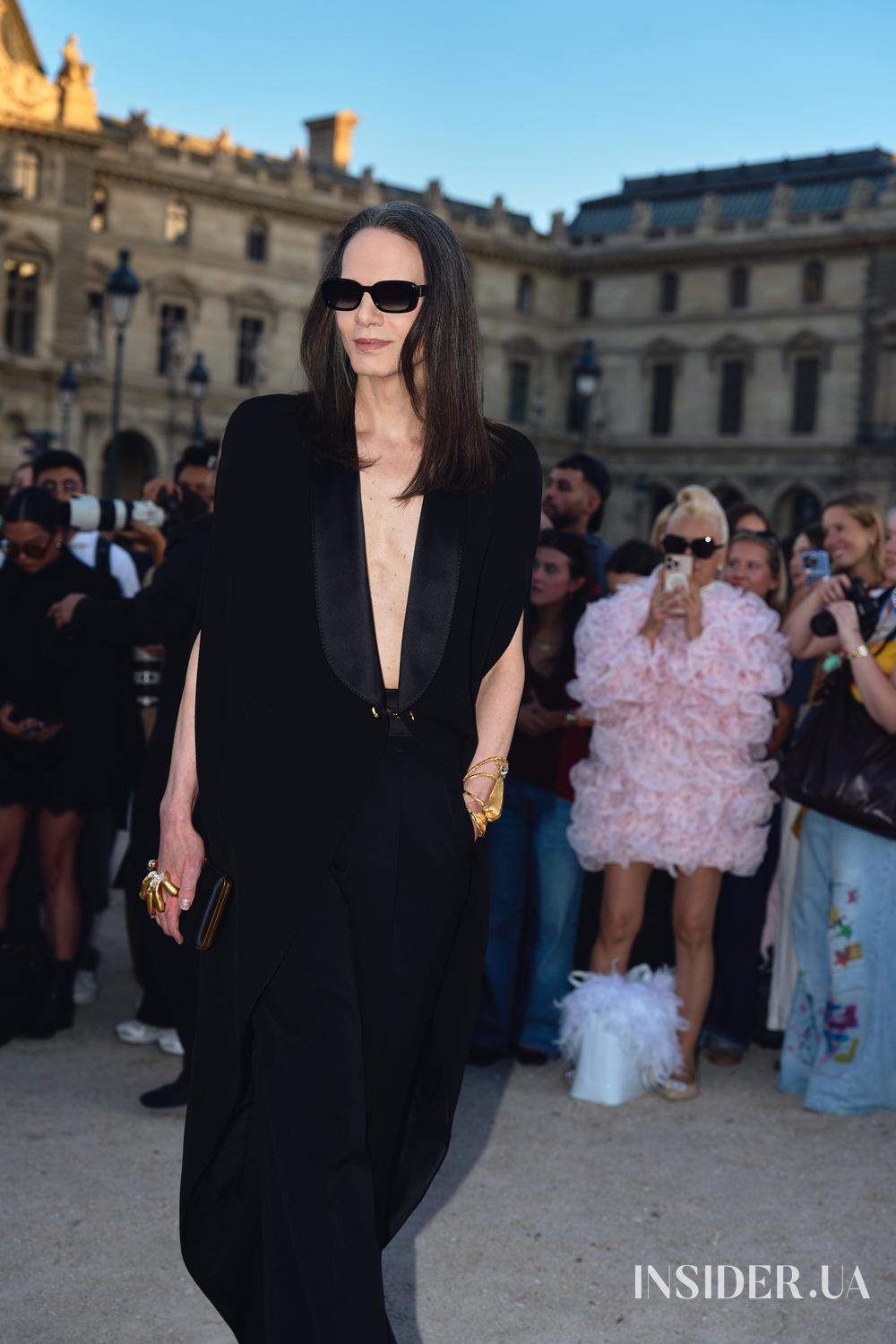 Street style PFW SS’27: найяскравіші образи гостей показів Schiaparelli та Balenciaga