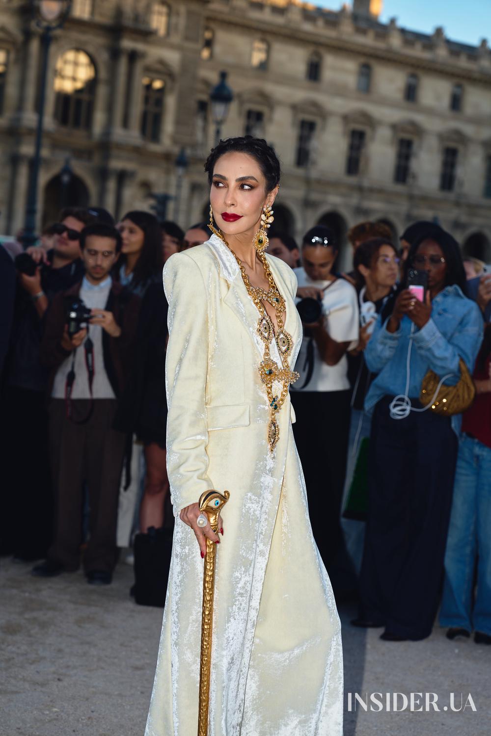 Street style PFW SS’27: найяскравіші образи гостей показів Schiaparelli та Balenciaga